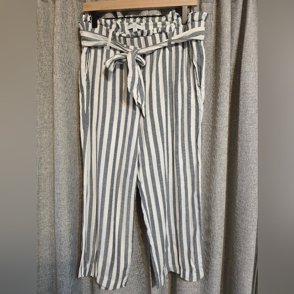 Fever Gray and White Wide Leg Pants with Stripes